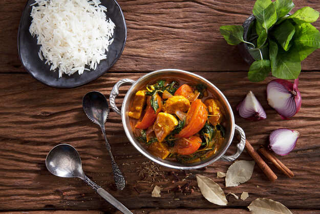 Chicken with spinach and garam masala