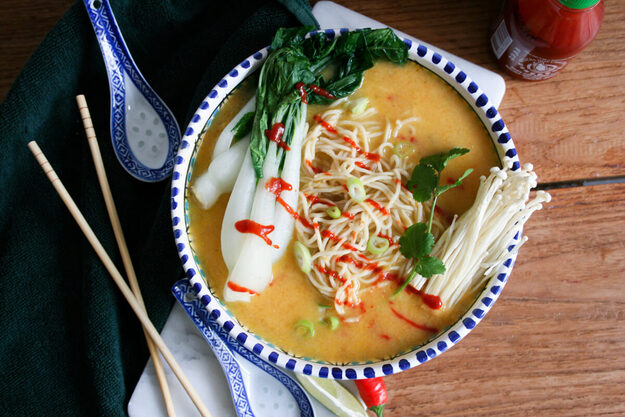 Noodle pompoensoep