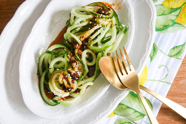 Salade de concombre asiatique épicée